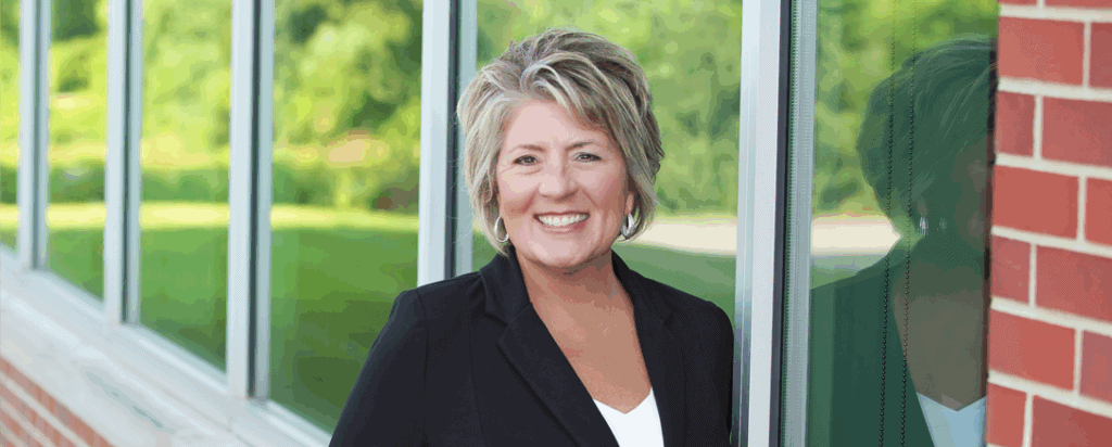Rachelle Kloppe - Office Manager