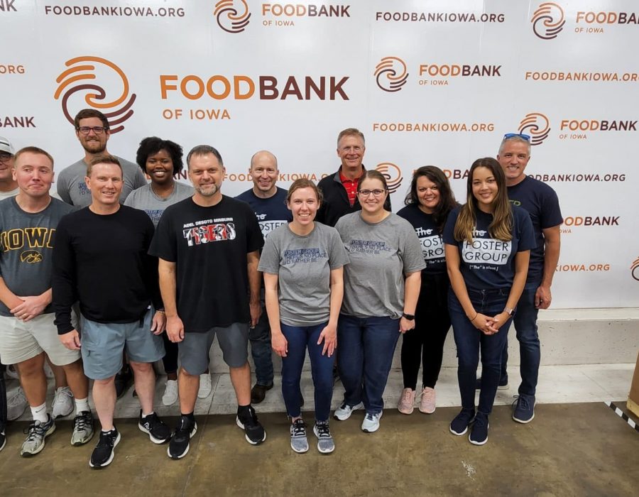 Foster Group volunteers at Food Bank of Iowa